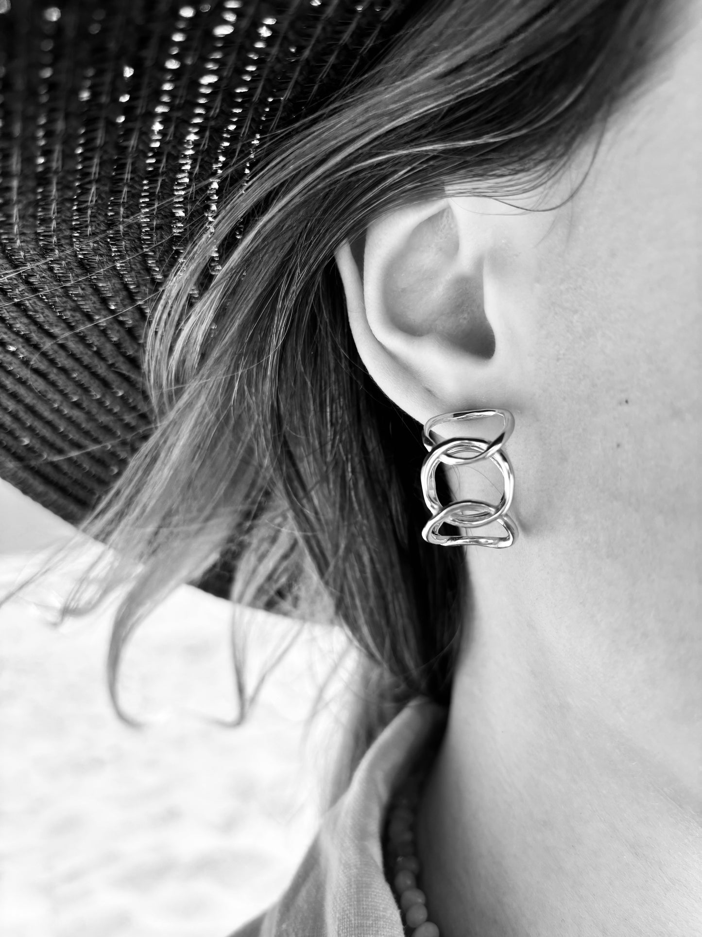 AGUNG earrings
